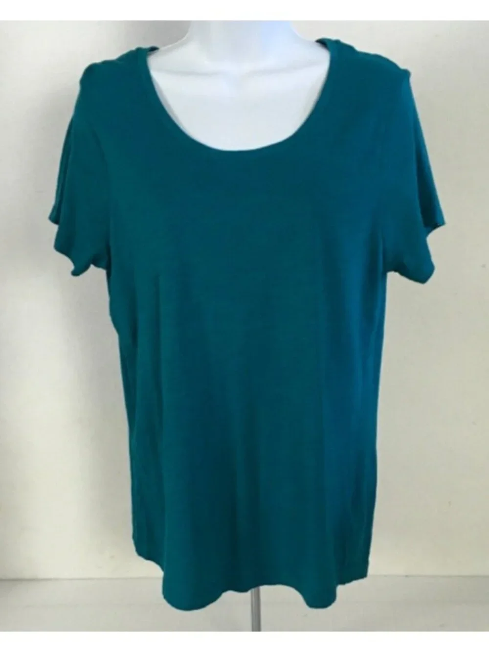 Eddie Bauer T shirt Women Size M Blue Scoop Neckline Short Sleeves Cotton Modal - Picture 2 of 13